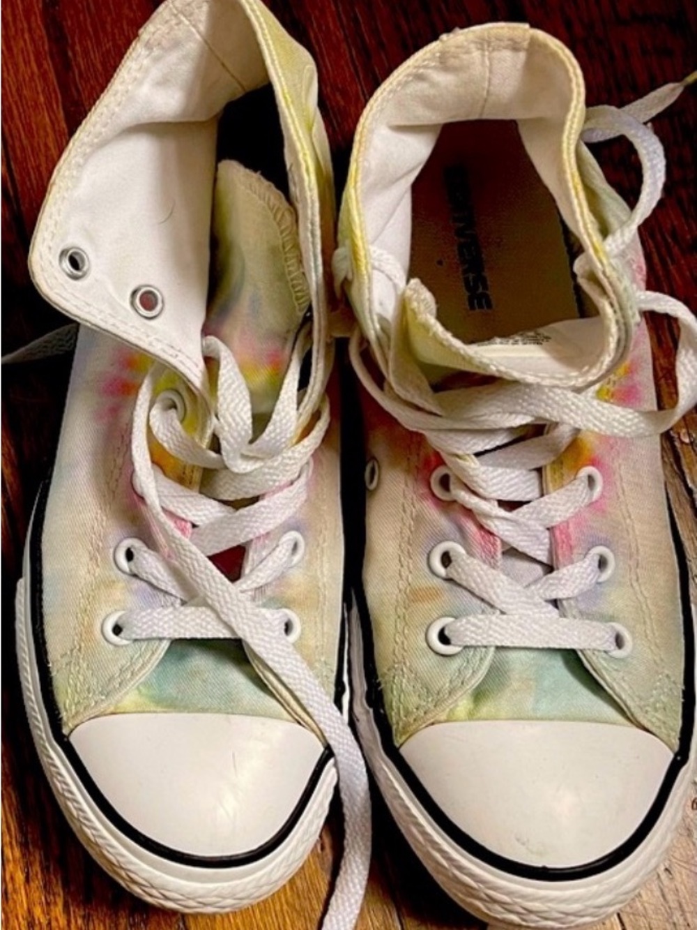 Converse size 3